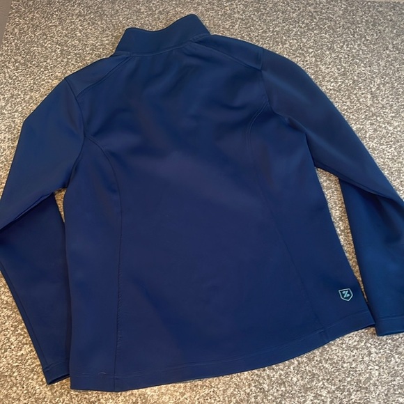 Women’s Zusa navy blue 1/4 zip pullover excellent condition women’s a large - Picture 3 of 4